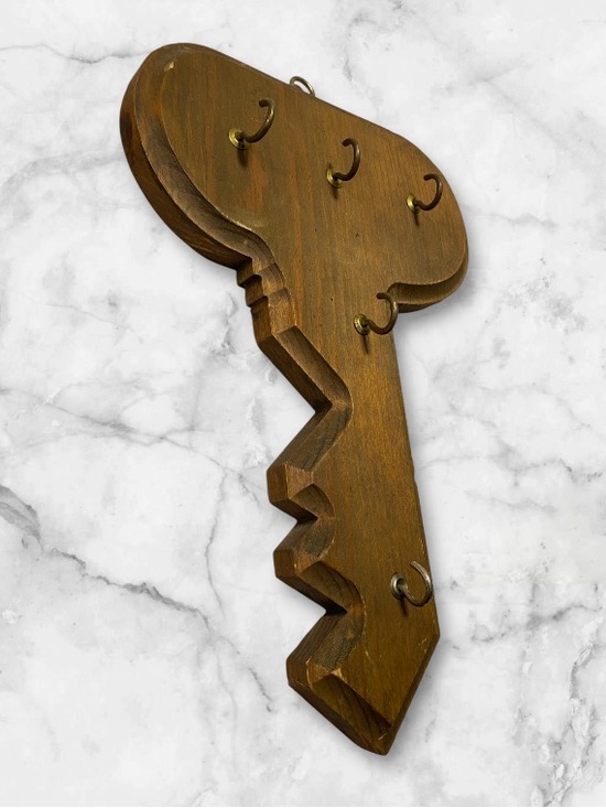 Other - Key-Shaped Wooden Wall Hook Rack - Brown